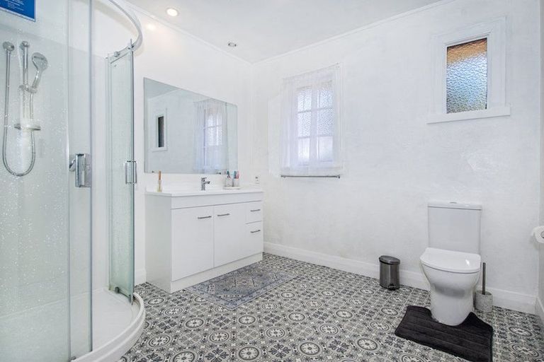 Photo of property in 292 Western Hills Drive, Avenues, Whangarei, 0110