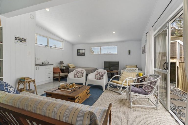 Photo of property in 246a Beverley Terrace, Whangamata, 3620