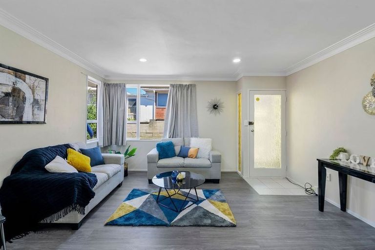 Photo of property in 3/8 Akehurst Avenue, New Lynn, Auckland, 0600