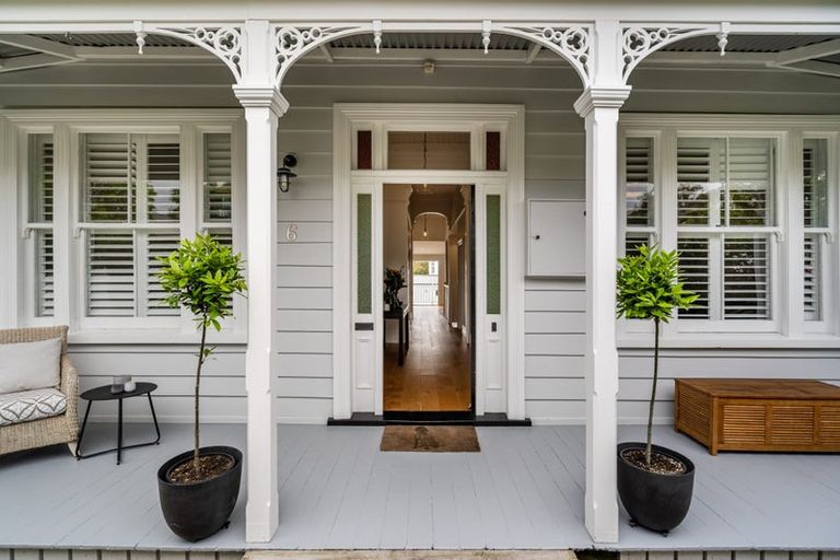 Photo of property in 6 Shoal Bay Road, Devonport, Auckland, 0624