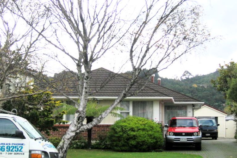 Photo of property in 121 Taita Drive, Avalon, Lower Hutt, 5011