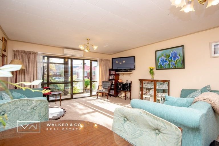 Photo of property in 3/37 Marion Street, Silverstream, Upper Hutt, 5019