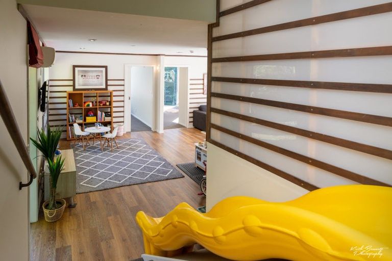 Photo of property in 41 Norana Road, Maoribank, Upper Hutt, 5018