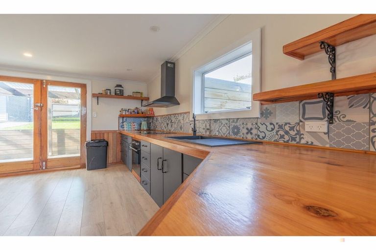 Photo of property in 6 Thomas Street, West End, Timaru, 7910
