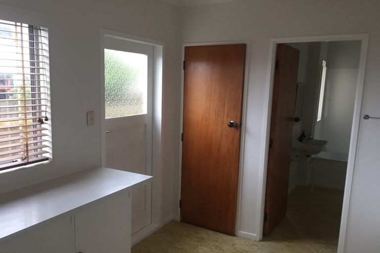 Photo of property in 4/84 Freyberg Street, Lyall Bay, Wellington, 6022