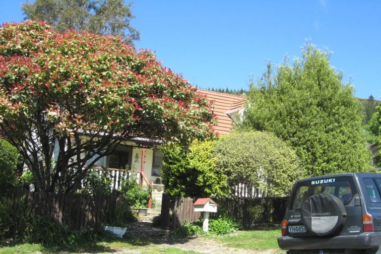 Photo of property in 18 Montrose Drive, Atawhai, Nelson, 7010