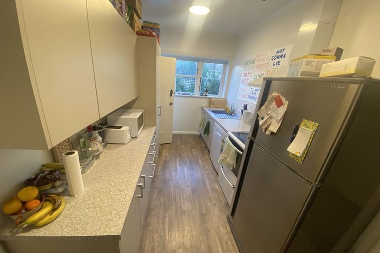 Photo of property in 2 Kawaka Street, Riccarton, Christchurch, 8041