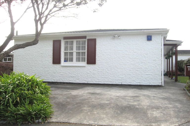 Photo of property in 15 Shotter Street, Karori, Wellington, 6012
