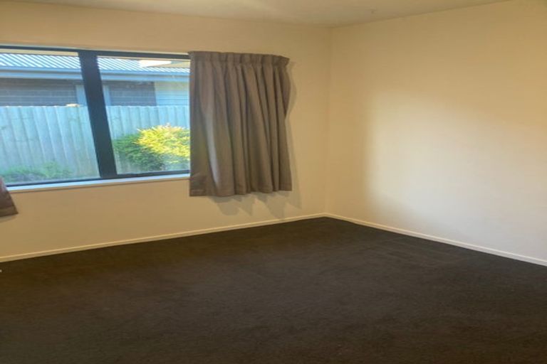 Photo of property in 93 Caulfield Avenue, Halswell, Christchurch, 8025