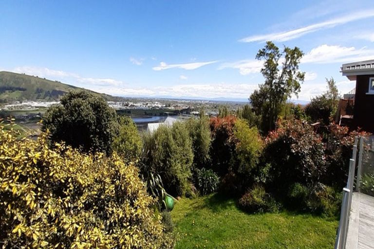 Photo of property in 88 Cannon Hill Crescent, Mount Pleasant, Christchurch, 8081