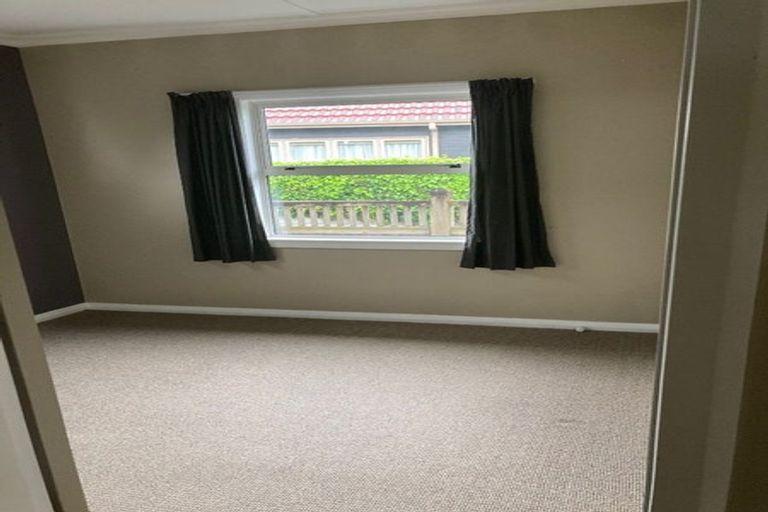 Photo of property in 12 Montgomery Terrace, Hokowhitu, Palmerston North, 4410