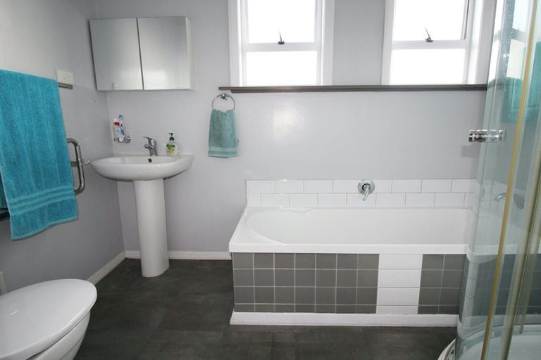 Photo of property in 85 Bartholomew Road, Levin, 5510