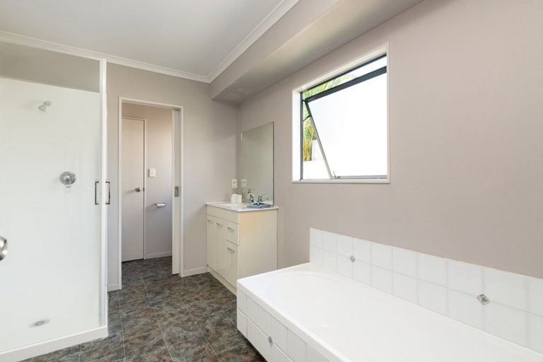 Photo of property in 26f Hartford Avenue, Papamoa Beach, Papamoa, 3118