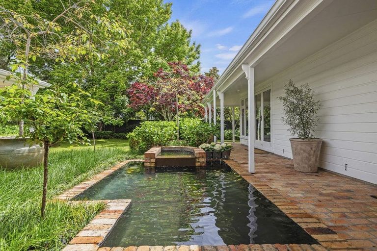 Photo of property in 49b Roland Road, Greenhithe, Auckland, 0632