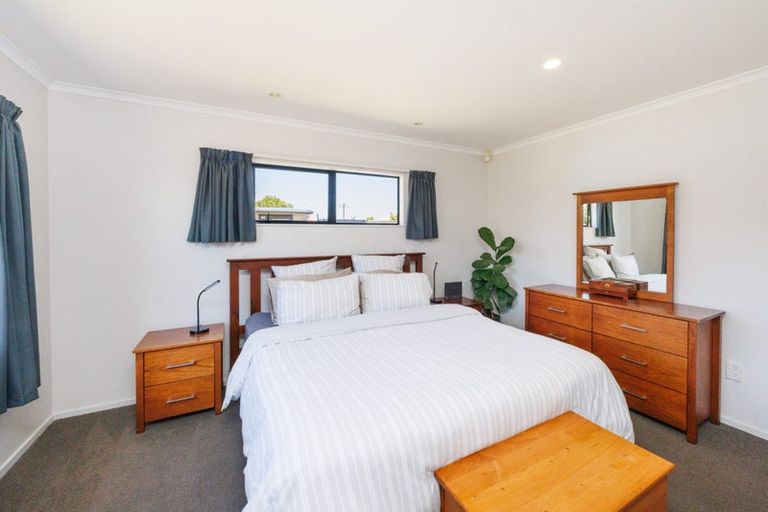 Photo of property in 110 Peter Hall Drive, Kelvin Grove, Palmerston North, 4414