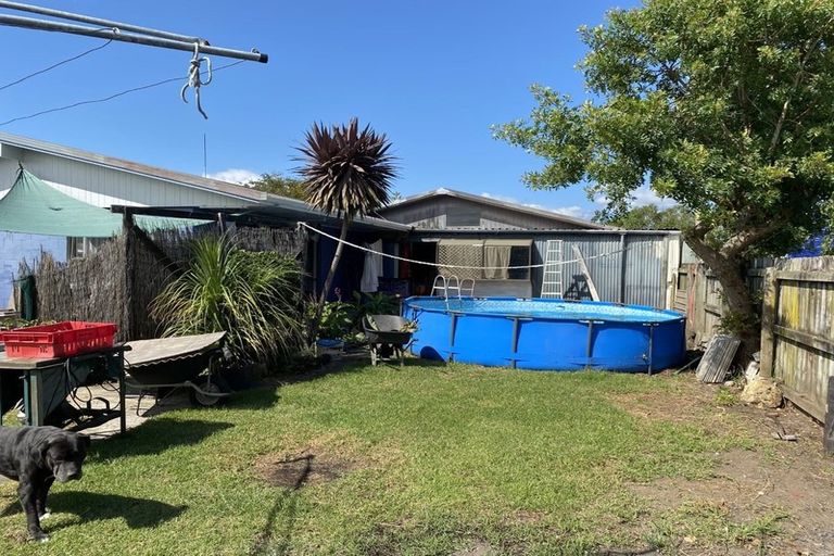 Photo of property in 3 Cholmondeley Crescent, Whitianga, 3510