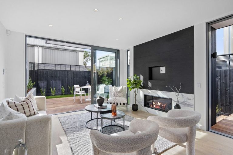 Photo of property in 2/29 Melrose Street, Christchurch Central, Christchurch, 8013