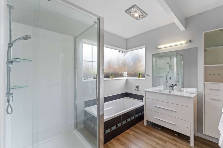 Photo of property in 19 Glenbyre Place, Bromley, Christchurch, 8062