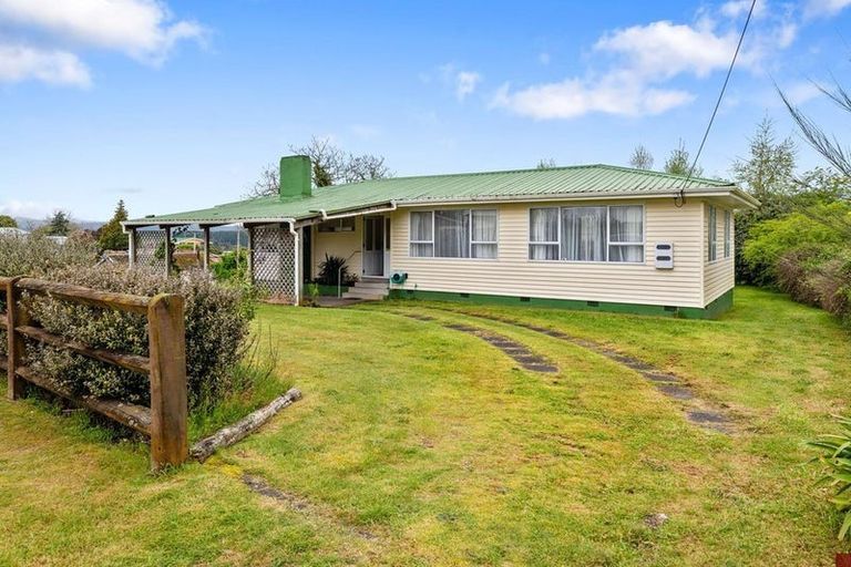 Photo of property in 4 Manuka Terrace, Mangakino, 3421