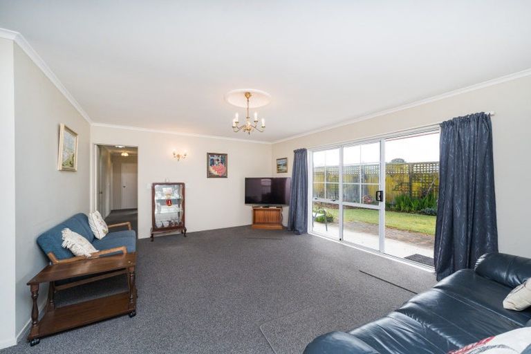 Photo of property in 221a Vogel Street, Roslyn, Palmerston North, 4414