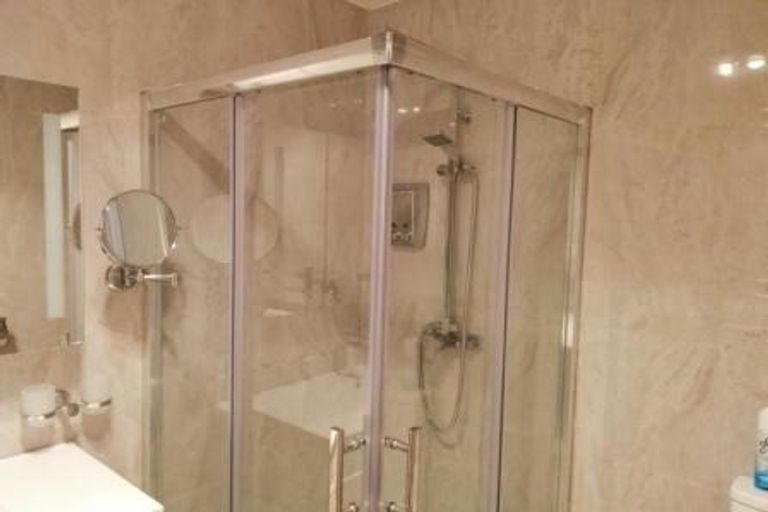 Photo of property in 76 Ferndown Avenue, Papatoetoe, Auckland, 2025