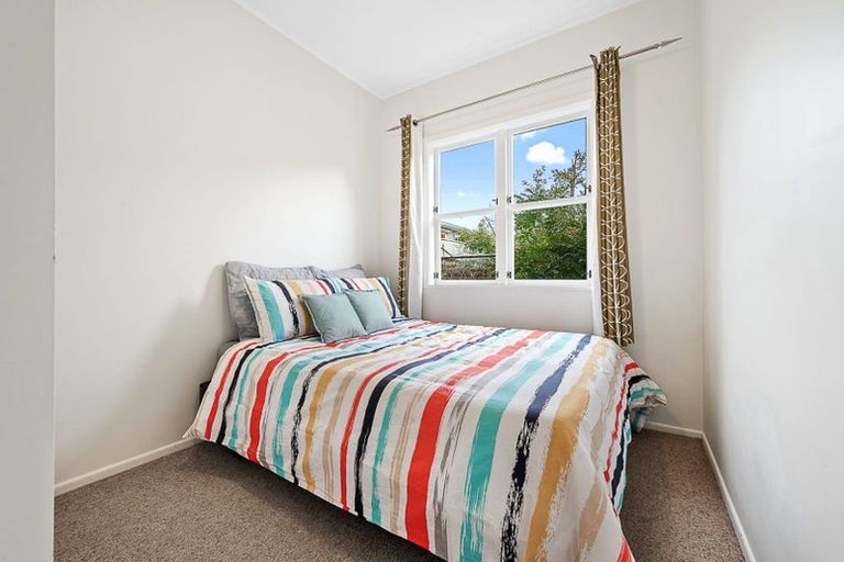 Photo of property in 58 Durham Street, Picton, 7220