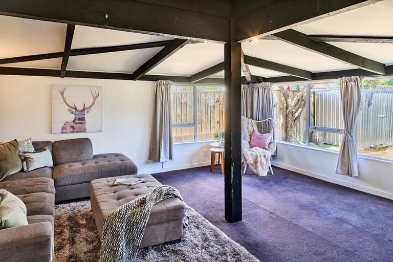 Photo of property in 74 Cypress Drive, Maungaraki, Lower Hutt, 5010