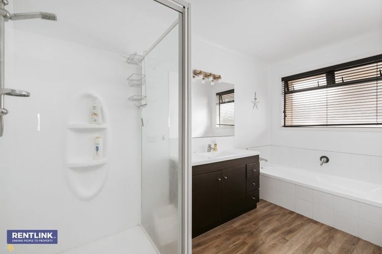 Photo of property in 15 Garvan Glen, Pyes Pa, Tauranga, 3112