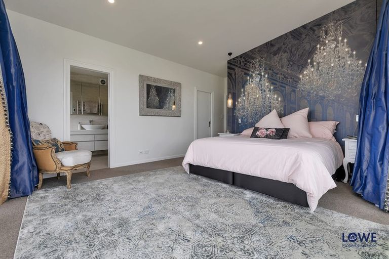 Photo of property in 63 Ngataringa Road, Devonport, Auckland, 0624