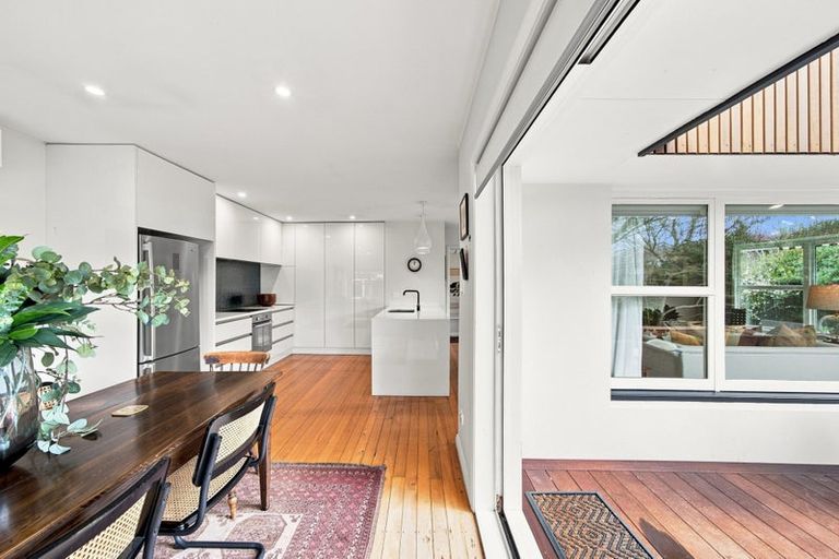 Photo of property in 14b Searells Road, Strowan, Christchurch, 8052