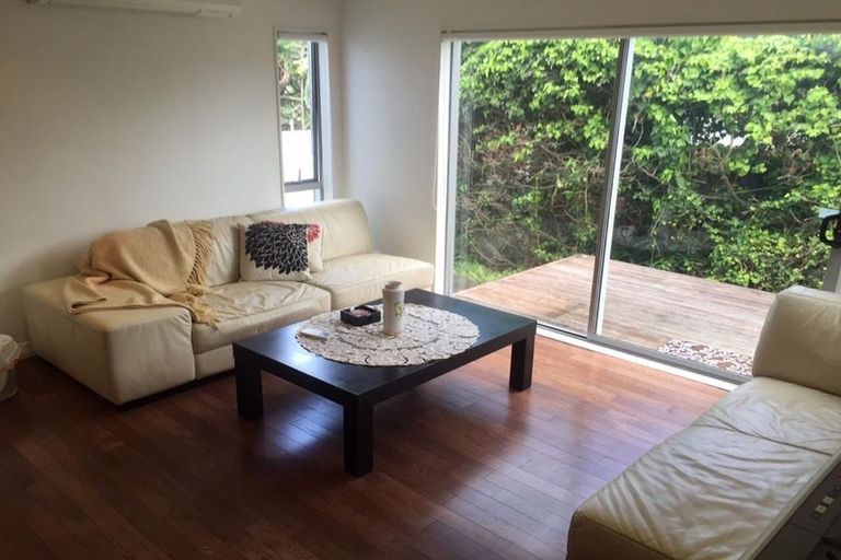 Photo of property in 103 Coronation Road, Hillcrest, Auckland, 0627