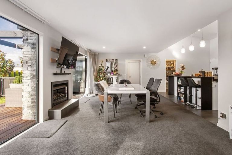 Photo of property in 4 Black Rock Way, Prebbleton, 7604