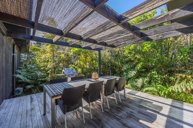 Photo of property in 3 Elizabeth Point Road, Kawau Island, 0920