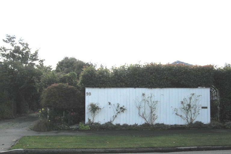 Photo of property in 98 Maidstone Road, Ilam, Christchurch, 8041