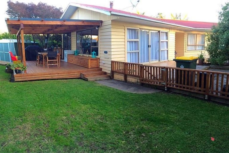 Photo of property in 1/183 Bucklands Beach Road, Bucklands Beach, Auckland, 2012