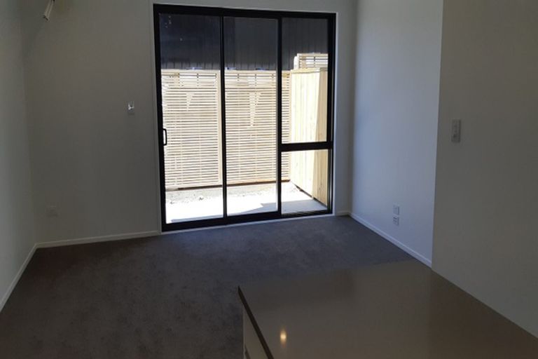 Photo of property in 18 Timu Road, Long Bay, Auckland, 0630