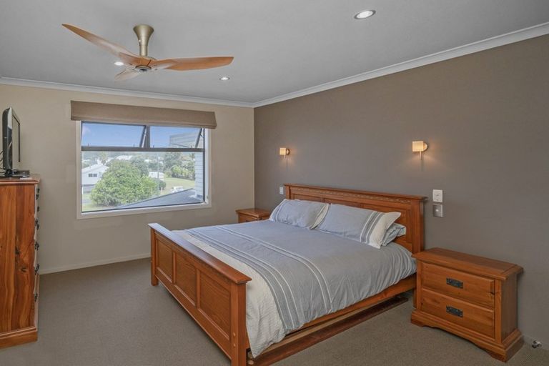 Photo of property in 105 Totara Place, Matarangi, Whitianga, 3592