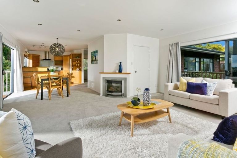 Photo of property in 88 Parr Terrace, Castor Bay, Auckland, 0620