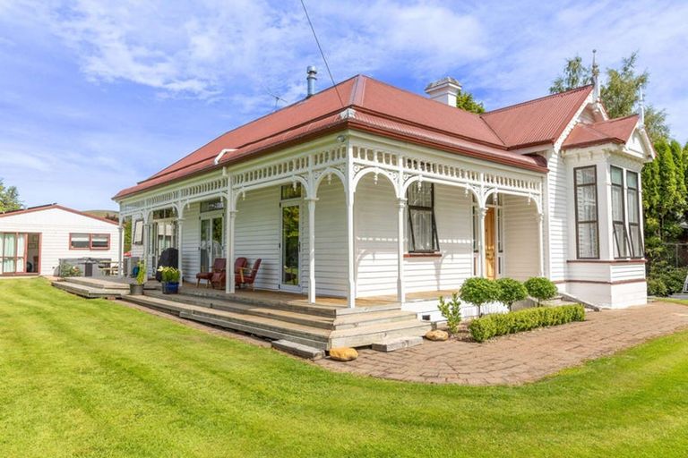 Photo of property in 4 Swalwell Street, Waikaia, 9778