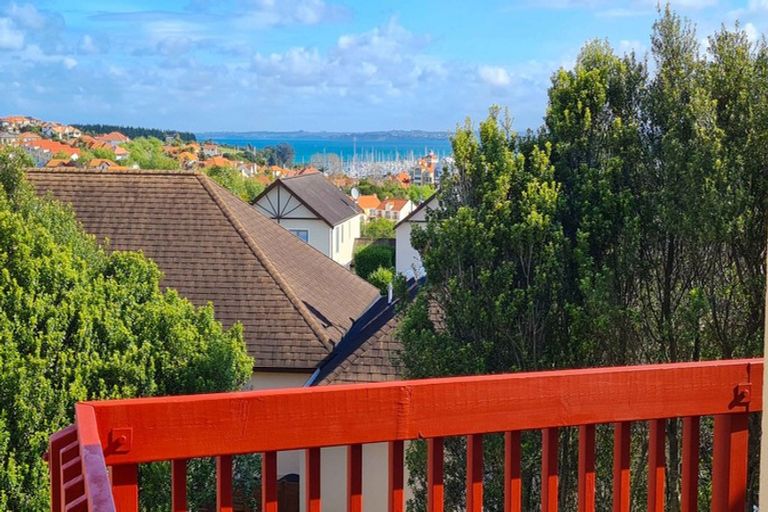 Photo of property in 20 Midshipman Court, Gulf Harbour, Whangaparaoa, 0930