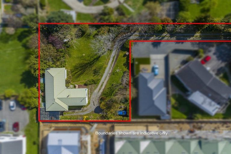 Photo of property in 18 Utauta Street, Waikanae, 5036