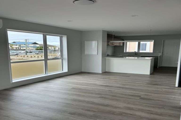 Photo of property in 11 Mafeking Street, New Brighton, Christchurch, 8061