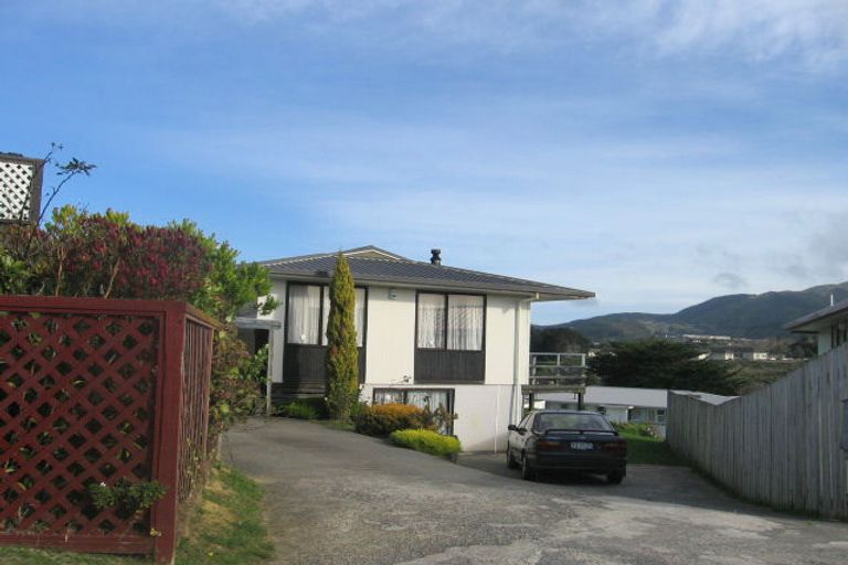 Photo of property in 6 Kivell Street, Ranui, Porirua, 5024