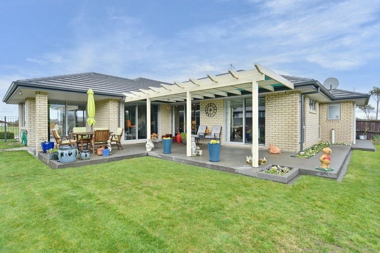 Photo of property in 19 Lancewood Way, Rangiora, 7400
