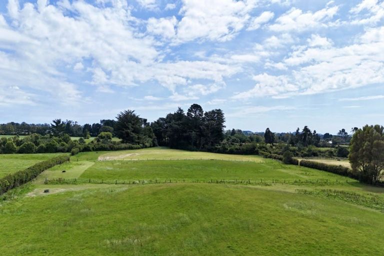 Photo of property in 114 Dudley Road Upper, Inglewood, 4386