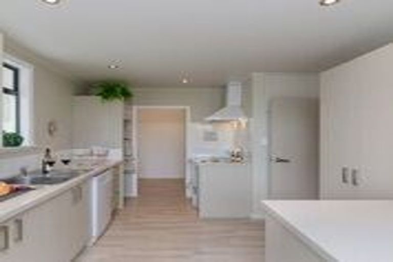 Photo of property in 36 Mcmaster Street, Greytown, 5712