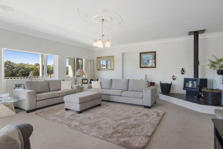 Photo of property in 56 Links View Drive, Omokoroa, 3114