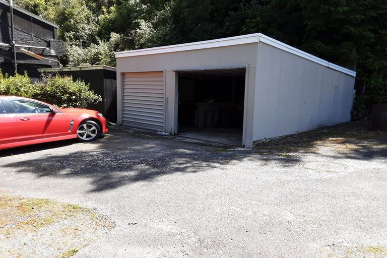 Photo of property in 23 Village Loop Road, Waipori Falls, Outram, 9073