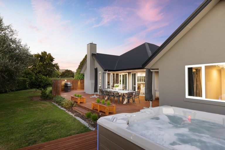 Photo of property in 555 Fencourt Road, Cambridge, 3493