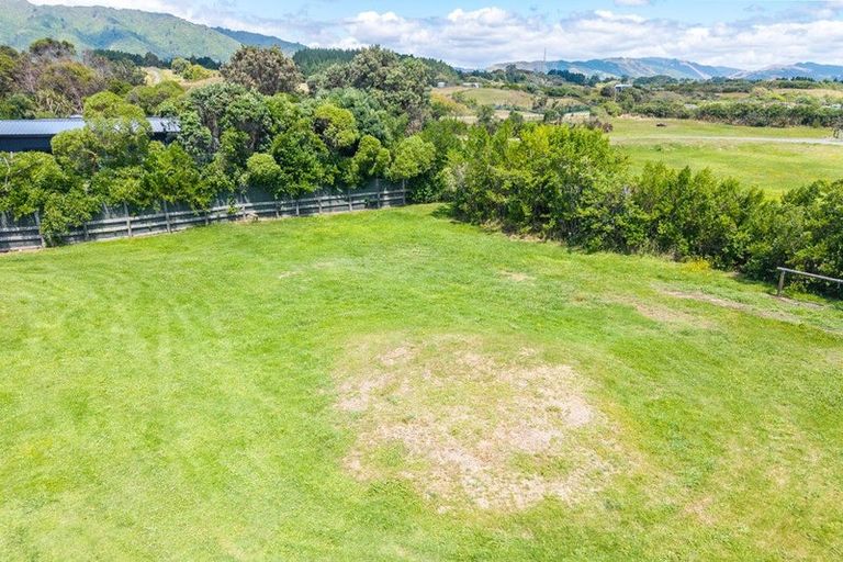 Photo of property in 144a Paetawa Road, Peka Peka, Waikanae, 5391